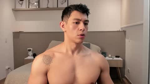 Snapshot of adrian_del_mar chatting on 03/22/26, 04:43 Adrian del Mar online show from 03/22/26, 04:43