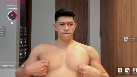 Snapshot of adrian_del_mar chatting on 03/31/26, 05:35 Adrian del Mar online show from 03/31/26, 05:35