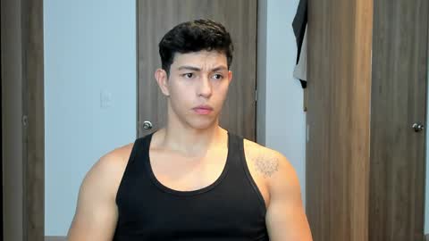 Snapshot of adrian_del_mar chatting on 04/21/26, 02:37 Adrian del Mar online show from 04/21/26, 02:37