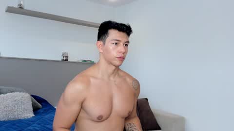 Snapshot of adrian_del_mar chatting on 07/01/26, 03:45 Adrian del Mar online show from 07/01/26, 03:45