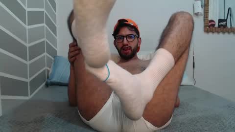 Adrian Falcon online show from 05/07/26, 05:24