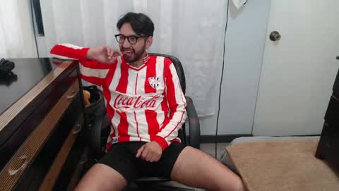 Adrian Falcon online show from 05/09/26, 06:13