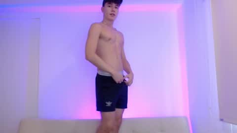 Snapshot of adrian_morelli chatting on 03/21/26, 07:28 adrian morelli online show from 03/21/26, 07:28