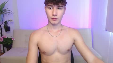 Snapshot of adrian_morelli chatting on 03/27/26, 07:02 adrian morelli online show from 03/27/26, 07:02