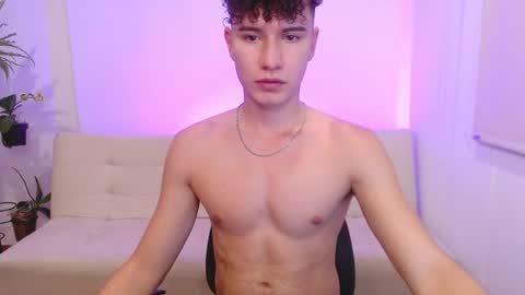 Snapshot of adrian_morelli chatting on 03/30/26, 12:00 adrian morelli online show from 03/30/26, 12:00