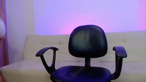 Snapshot of adrian_morelli chatting on 04/16/26, 10:12 adrian morelli online show from 04/16/26, 10:12