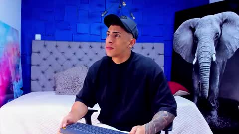   online show from 09/13/25, 11:43