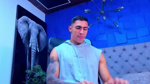   online show from 11/05/25, 12:54