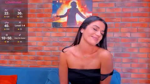 Snapshot of adriana1_ chatting on 11/14/25, 02:21 Adriana online show from 11/14/25, 02:21