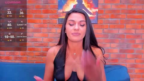 Snapshot of adriana1_ chatting on 11/23/25, 07:24 Adriana online show from 11/23/25, 07:24