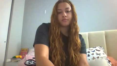 Snapshot of adriana318798 chatting on 04/21/26, 03:17 Princess Adri online show from 04/21/26, 03:17