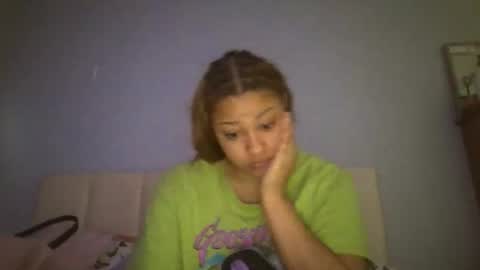 Snapshot of adriana318798 chatting on 05/06/26, 12:43 Princess Adri online show from 05/06/26, 12:43