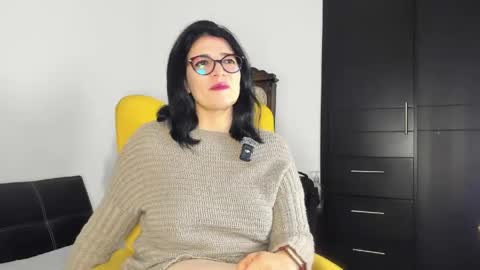 Snapshot of adriana71 chatting on 06/10/26, 03:50 Adriana online show from 06/10/26, 03:50