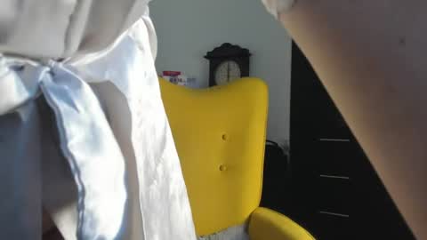 Snapshot of adriana71 chatting on 07/16/26, 01:33 Adriana online show from 07/16/26, 01:33