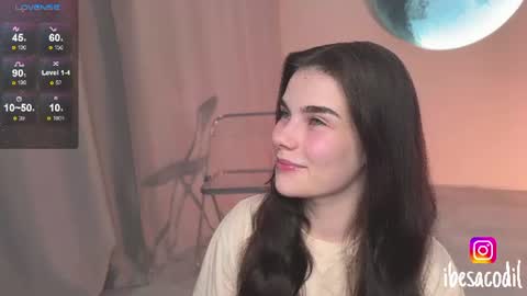 Snapshot of adriana_allen chatting on 07/20/26, 11:18 Adri online show from 07/20/26, 11:18