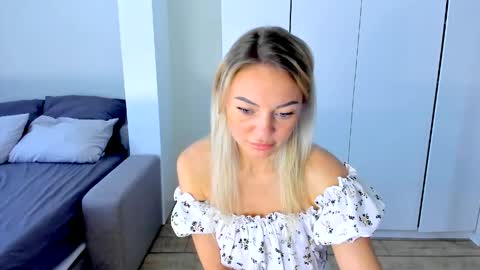 Adriana online show from 05/10/26, 11:59