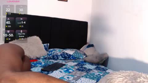 Snapshot of adrianacampbell chatting on 10/12/25, 04:44 Adriana online show from 10/12/25, 04:44