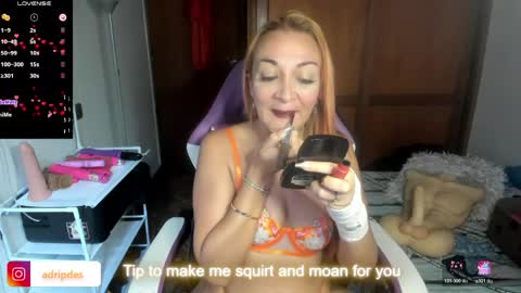 Adriana Paredes  online show from 05/29/26, 11:52