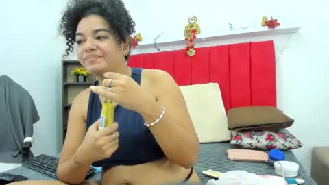 Snapshot of adrianasex_69 chatting on 12/29/24, 02:49 adriana online show from 12/29/24, 02:49