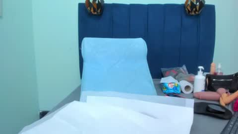 Snapshot of adrianasex_69 chatting on 07/06/26, 01:35 adriana online show from 07/06/26, 01:35
