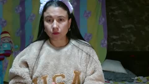 Adriana Tellez online show from 03/06/25, 04:28