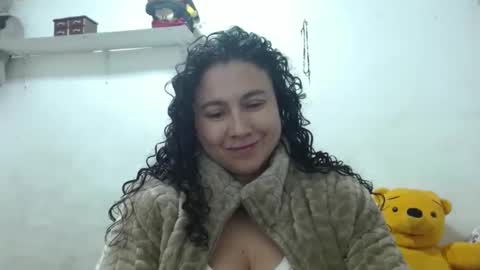 Adriana Tellez online show from 10/01/25, 01:39