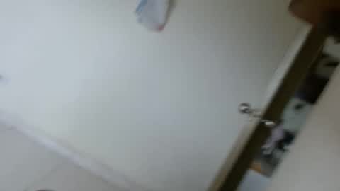 Adriana Tellez online show from 11/06/25, 02:29