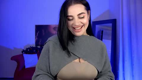 AdrianaTores online show from 12/01/25, 07:08