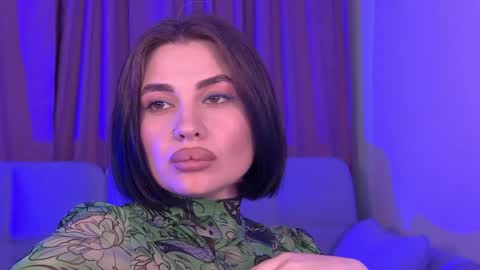 Snapshot of adrianatores chatting on 05/27/26, 02:08 AdrianaTores online show from 05/27/26, 02:08
