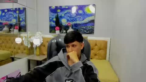 Snapshot of adrianfranko chatting on 07/28/26, 04:39 Adrian Franco online show from 07/28/26, 04:39