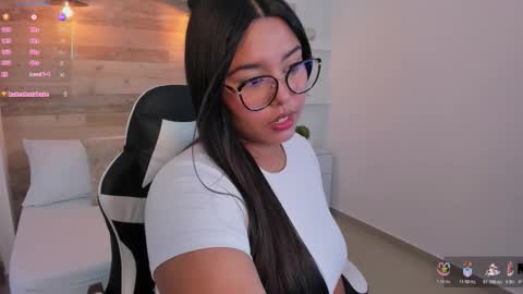 A D R I  online show from 10/24/25, 03:30