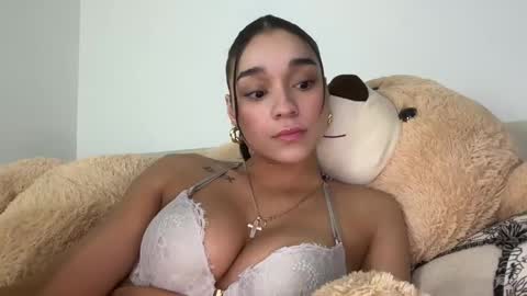 Adrianna  online show from 01/25/25, 06:45