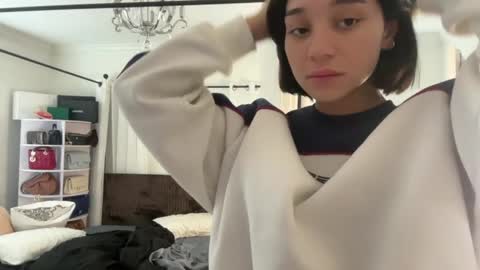 Snapshot of adriannarodriguez chatting on 04/02/26, 05:32 Adrianna online show from 04/02/26, 05:32