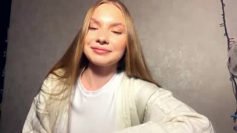 Snapshot of adriannemuldowney chatting on 03/16/26, 03:49 Caroline online show from 03/16/26, 03:49