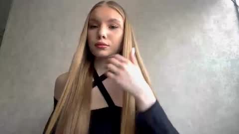 Snapshot of adriannemuldowney chatting on 03/24/26, 12:21 Caroline online show from 03/24/26, 12:21