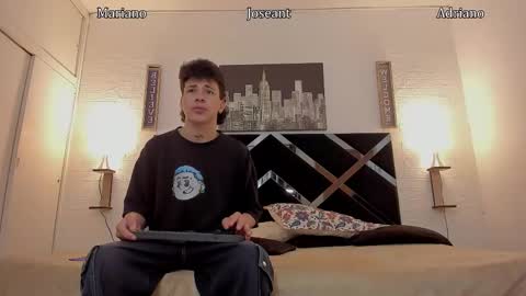 Snapshot of adriano_bigcock chatting on 10/09/25, 03:15 Adrian online show from 10/09/25, 03:15