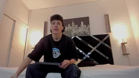 Snapshot of adriano_bigcock chatting on 10/15/25, 03:17 Adrian online show from 10/15/25, 03:17