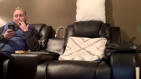 Snapshot of adrianryder chatting on 12/02/25, 02:06 adrianryder online show from 12/02/25, 02:06