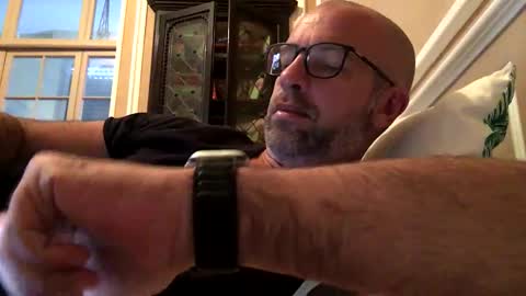 Snapshot of adrienfromparis chatting on 12/17/25, 07:58 adrienfromparis online show from 12/17/25, 07:58