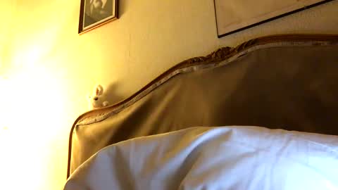 Snapshot of adrienfromparis chatting on 04/15/26, 07:58 adrienfromparis online show from 04/15/26, 07:58