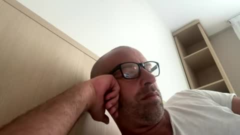 Snapshot of adrienfromparis chatting on 06/22/26, 05:43 adrienfromparis online show from 06/22/26, 05:43