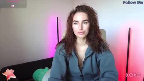 Adriana online show from 02/10/25, 06:20