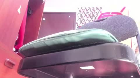 Snapshot of adriiana_fox_ chatting on 01/16/25, 06:37 adriiana_fox_ online show from 01/16/25, 06:37