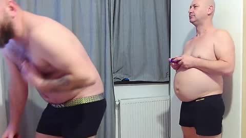 Snapshot of adryanyou chatting on 02/13/25, 06:27 BEST LOVER online show from 02/13/25, 06:27