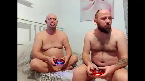 Snapshot of adryanyou chatting on 02/14/25, 06:08 BEST LOVER online show from 02/14/25, 06:08