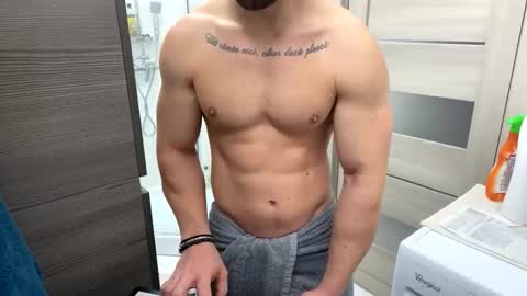 Mrrfitt online show from 10/27/25, 05:44