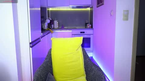 Snapshot of ady_w_o_w chatting on 03/19/26, 01:15 Ada online show from 03/19/26, 01:15