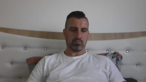 Adrian online show from 05/03/26, 05:35