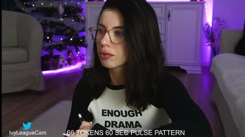 Snapshot of aelia_anara chatting on 12/13/24, 09:35 Aelia online show from 12/13/24, 09:35