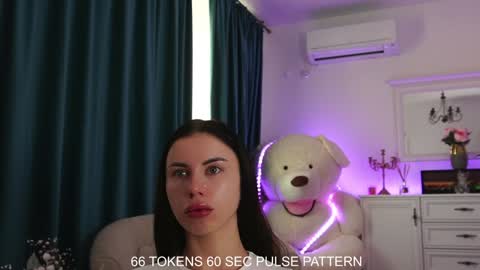 Snapshot of aelia_anara chatting on 01/08/25, 08:06 Aelia online show from 01/08/25, 08:06